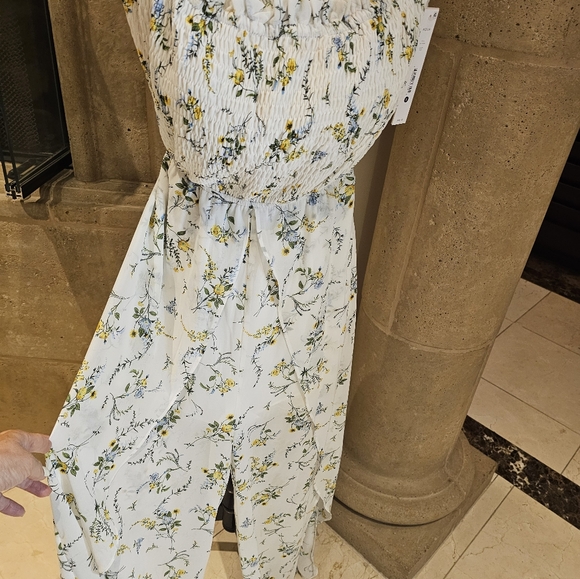 Floral Ruffle Maxi Romper - Picture 6 of 6